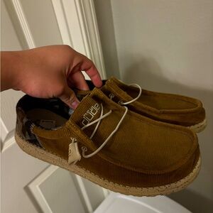 Hey Dude wally funk style shoes